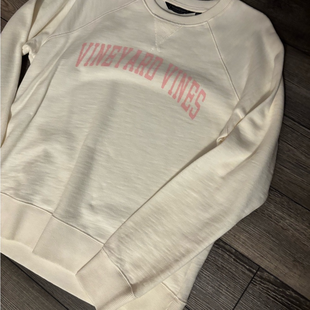 Vineyard Vines Women’s Graphic Crew Neck Pullover Cream/Pink Size: Medium - Picture 5 of 10
